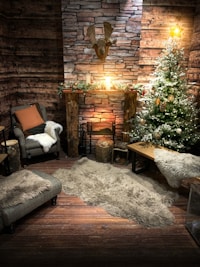 Christmas Home Tours — more scenes and local spots from this guide