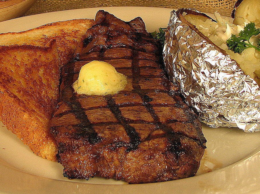For over fifteen years, Rodney’s has been serving folks across the area, regardless of guests dining in for fresh goodness or Rodney’s bringing everything fresh to a catered event. For those who enjoy tantalizing their tastebuds with their own hint of Southern flavor, they genuinely make sure it’s in every bite. The family atmosphere is a staple that makes Rodney’s different than other places. You have to experience it yourself. It’s locally owned and seasoned with family tradition from the kitchen to the dining room table, and often delivered for the perfect occasion . Arrive early for a hearty breakfast throughout the week. Meet family and friends, or meet a group in the private dining room. Rodney’s has been a favorite place to gather. Breakfast is served at 8 a.m. and doesn’t stop until noon. From biscuits to bagels, one will find something they are craving. The new item on the menu, the Texan, you may want to ask about. They also offer omelets, pancakes, and a variety of other breakfast choices — more scenes and local spots from this guide