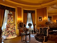 Christmas Home Tours — more scenes and local spots from this guide