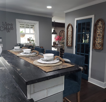 DIRT Home Renovations — more scenes and local spots from this guide